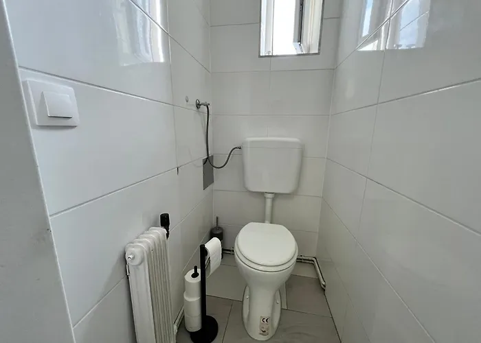 Apartment Cozy 4br Shared Apt.- Near U3/zippererstrasse *