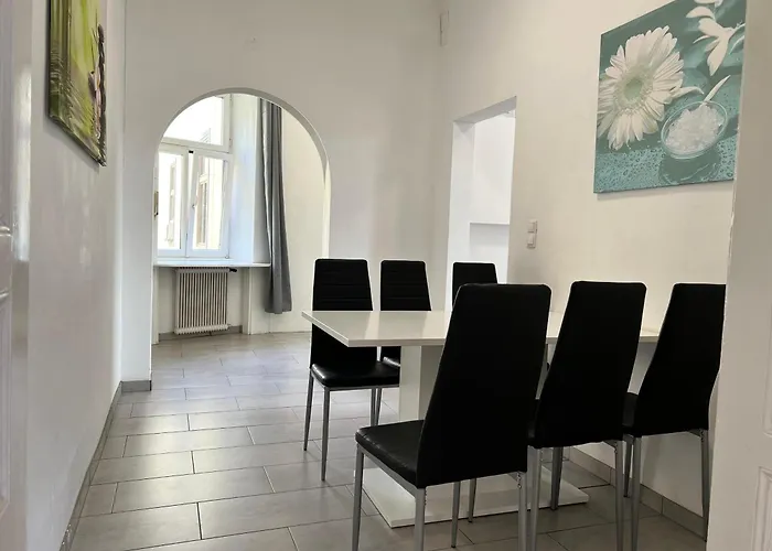 Apartment Cozy 4br Shared Apt.- Near U3/zippererstrasse Vienna