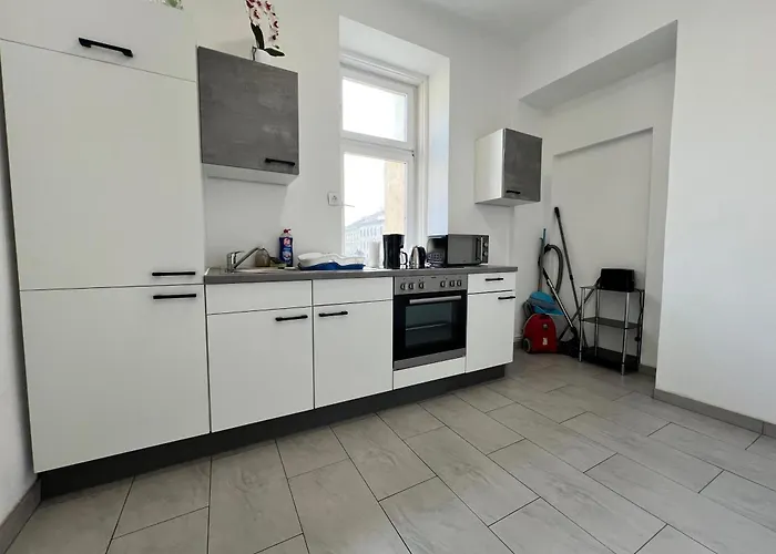 Apartment Cozy 4br Shared Apt.- Near U3/zippererstrasse