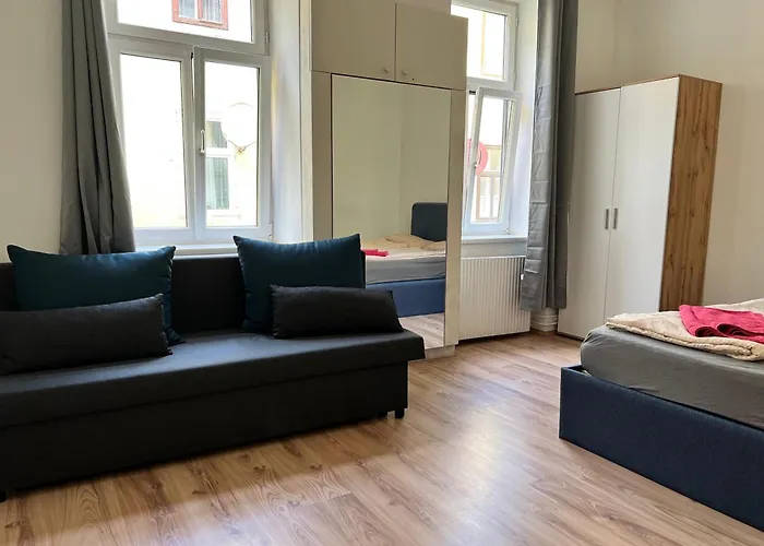 Apartment Cozy 4br Shared Apt.- Near U3/zippererstrasse